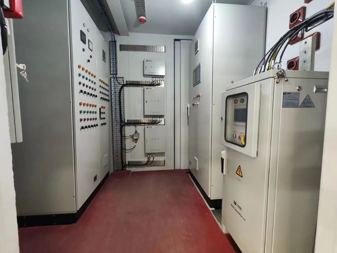 100057541939.jpg 640 (1).jpg