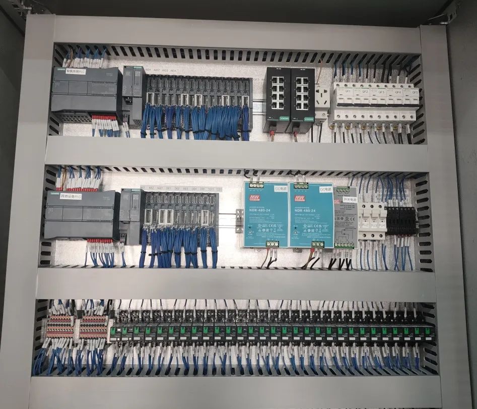 100557370113.jpg 640 (2).jpg