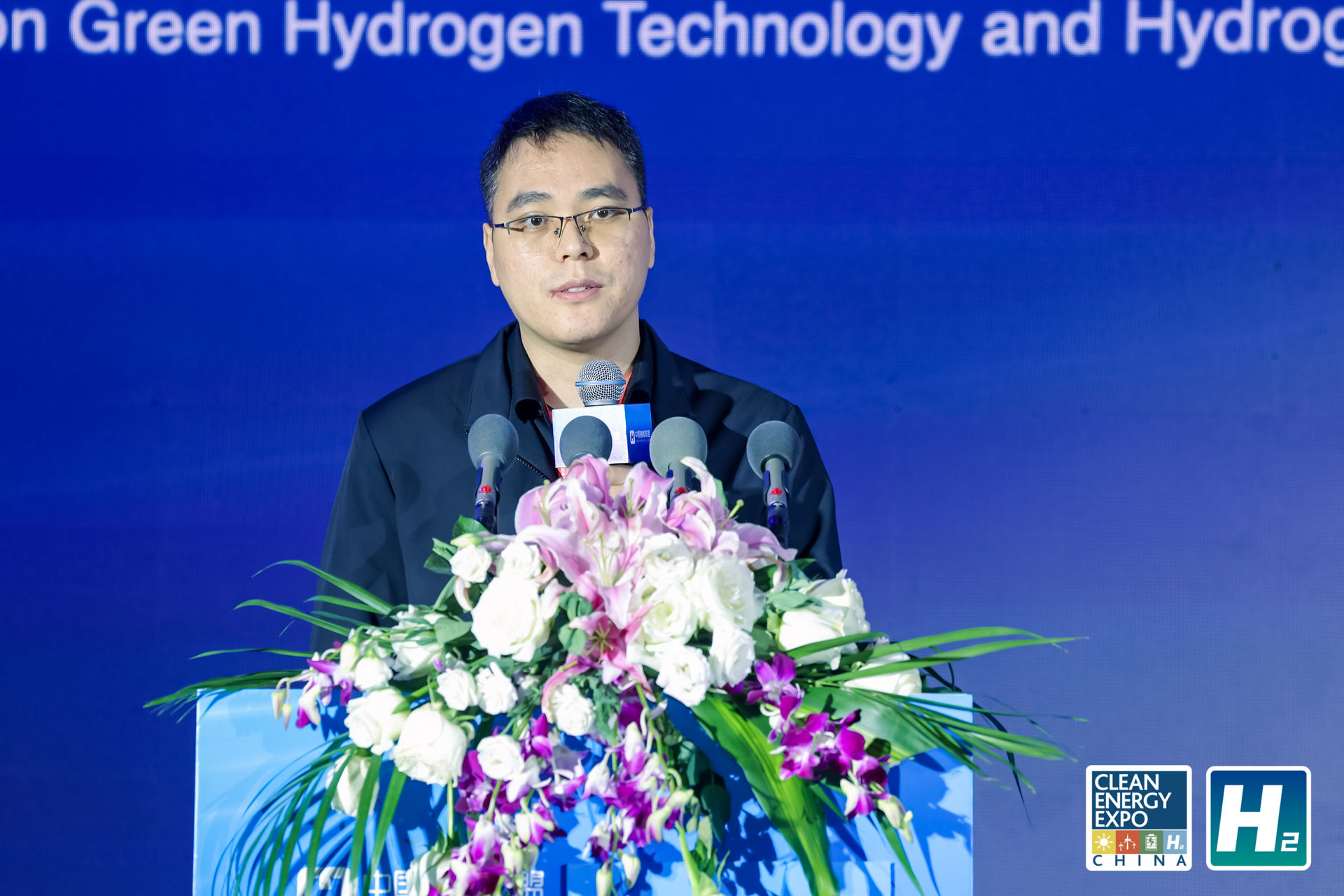 陶华冰  厦门大学副教授、鹭岛氢能（厦门）科技有限公司董事长