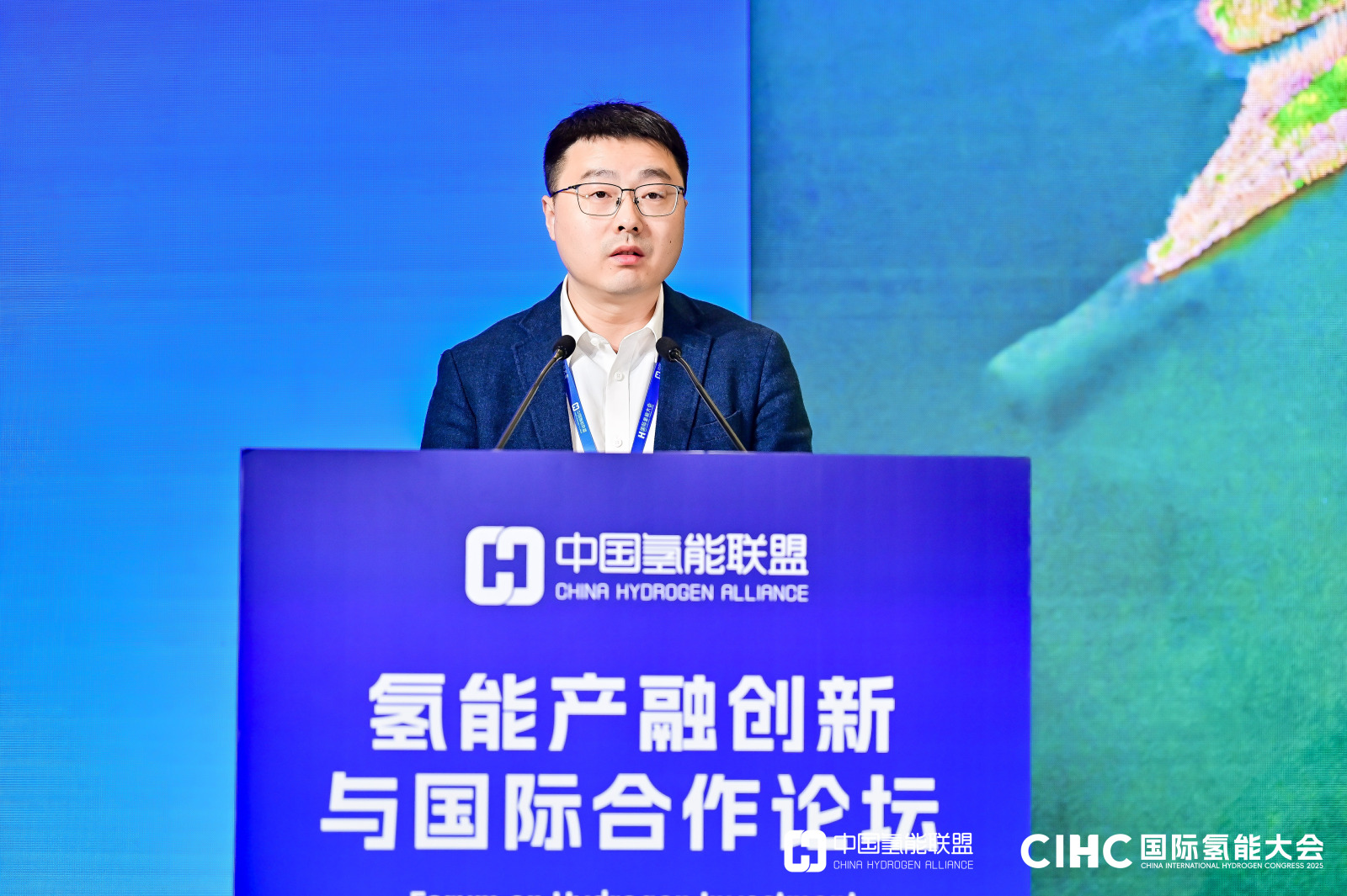 周伟  中共高邮市委常委