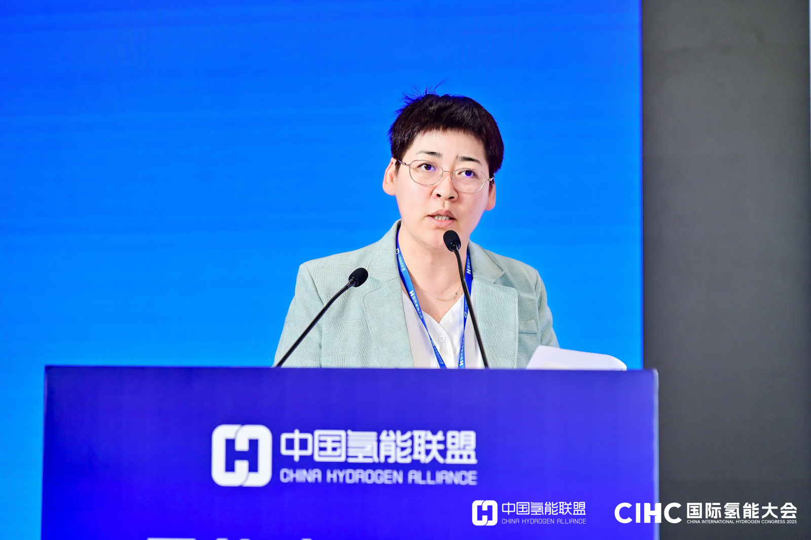 梁红梅  常熟国家大学科技园企业服务部部长