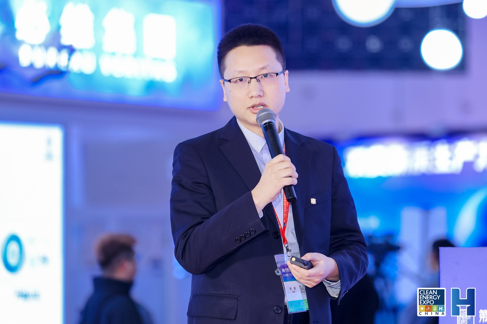 夏文杰   中车株洲电力机车研究所有限公司综合能源事业部